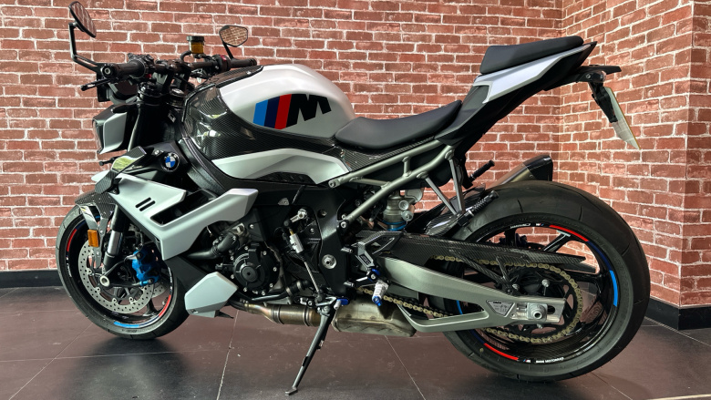 BMW M 1000 R (25MY)